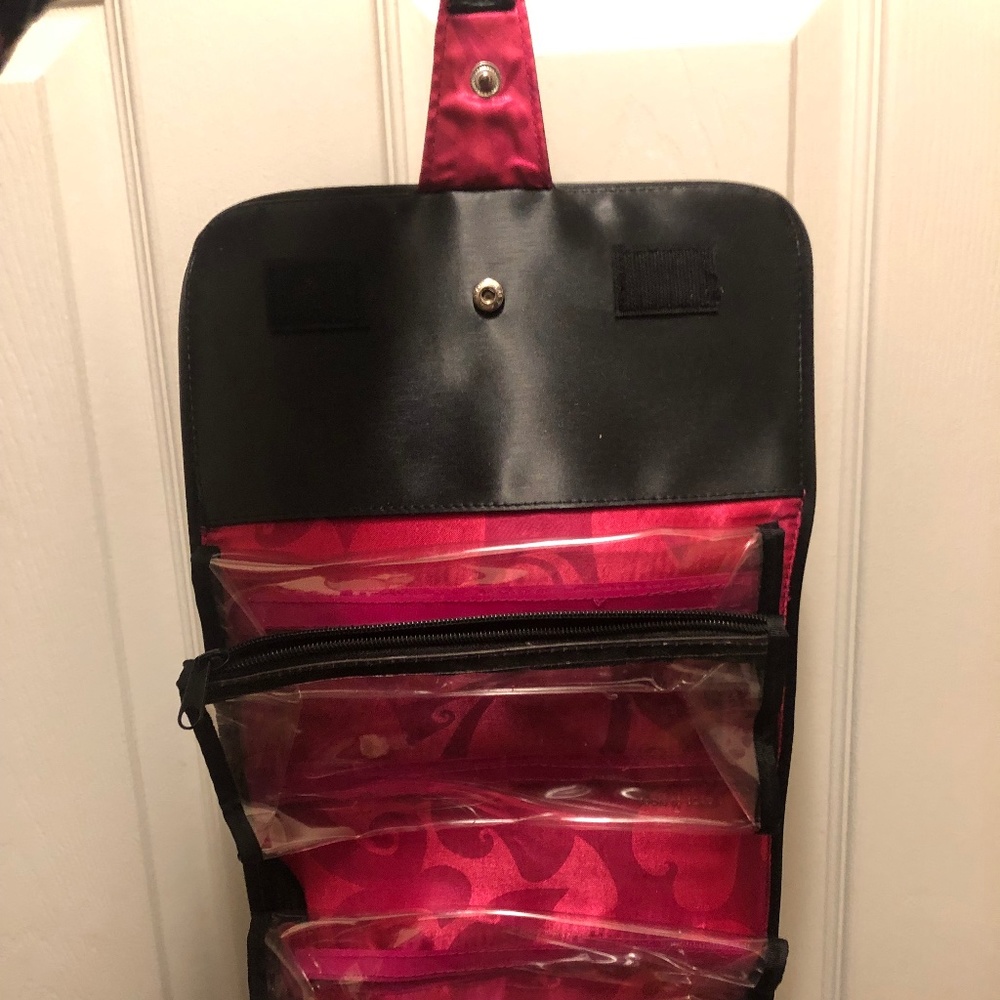 Mary Kay Hanging Toiletry Makeup Bag Pink And Black Travel Holidays